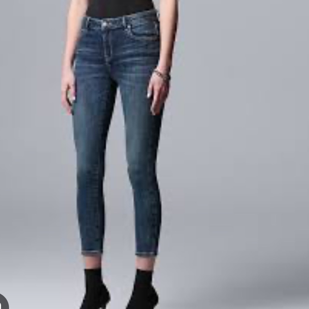 Simply Vera Wang Size 4 Crop High Rise Modern Capri Blue Jeans NWT primrose